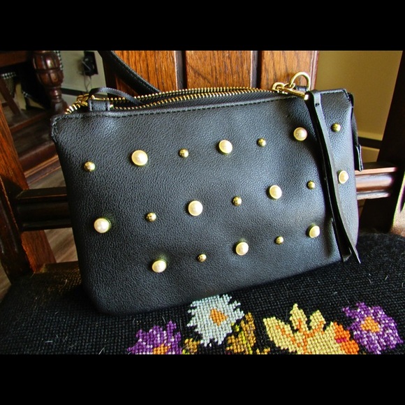 SALE! Juicy Couture Mini Pearl Studded Chain Purse - Picture 2 of 8